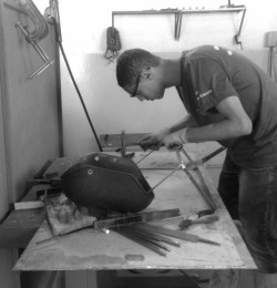 Galpao Aplauso BW